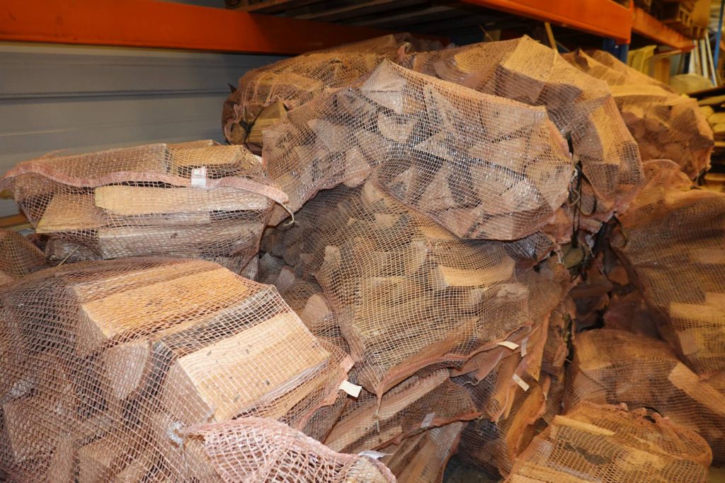 Vedpakker klare for salg